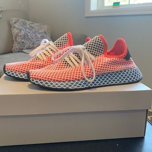 NEVER WORN Adidas UltraBoosts